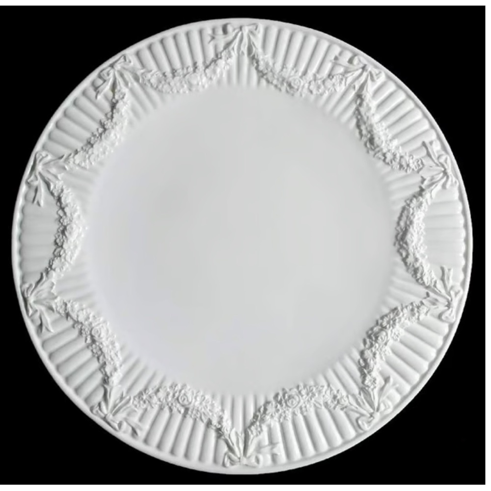 Tiffany & Co. White Garland Round Cake Serving Plate Ribbons Bows Floral Italy